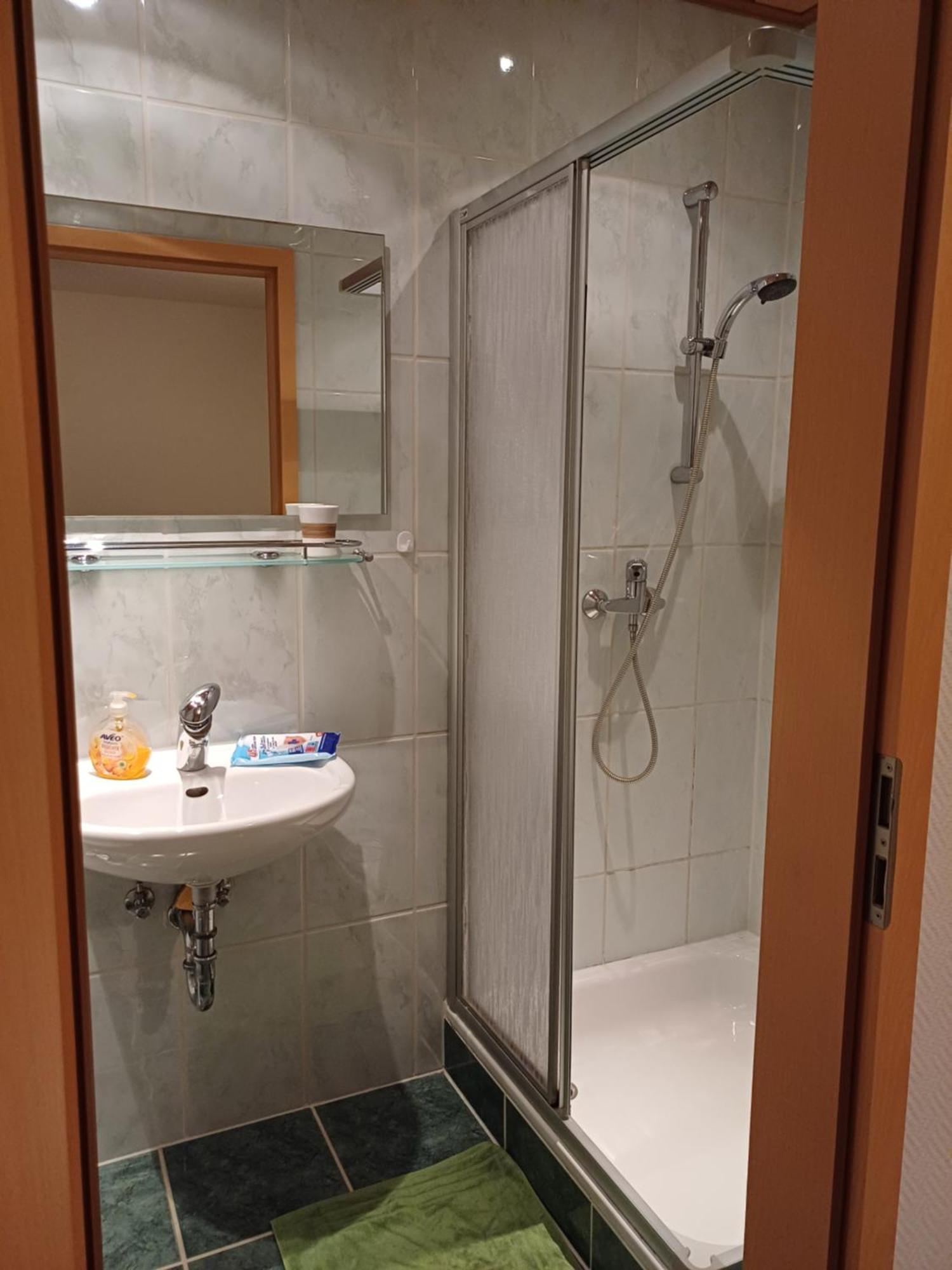 Thueringer Zimmer Зул Екстериор снимка